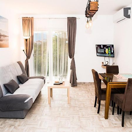Apartment Sea&Sky Tivat Bagian luar foto