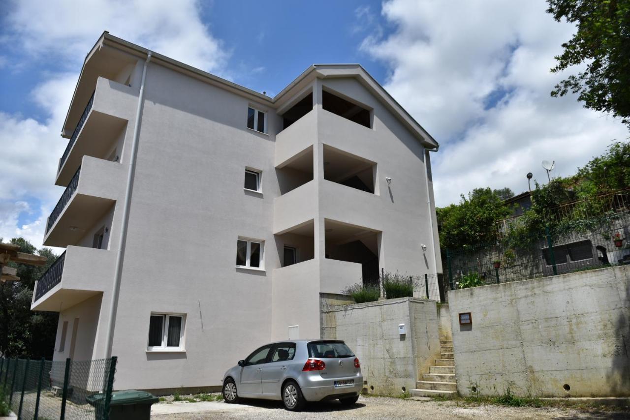 Apartment Sea&Sky Tivat Bagian luar foto