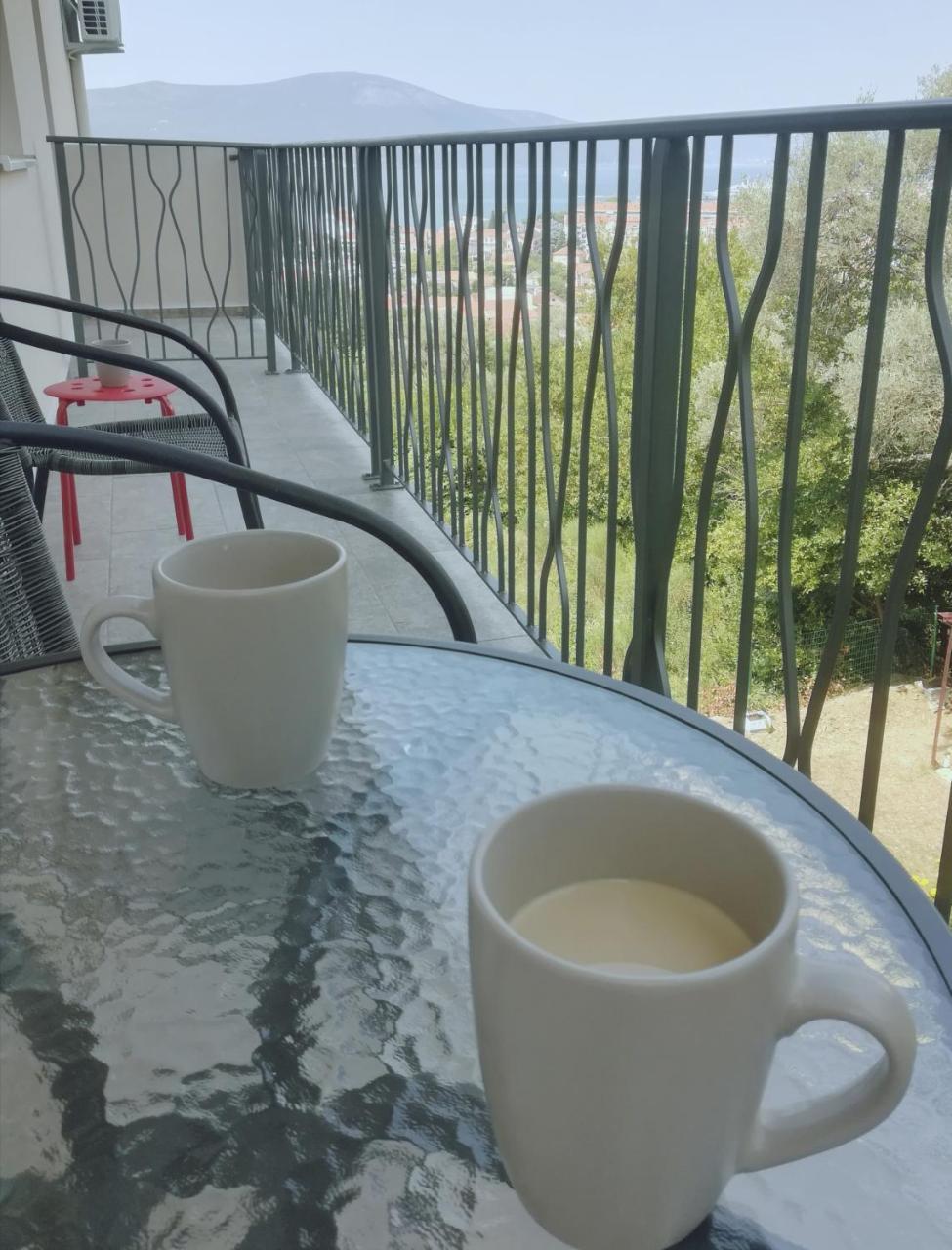 Apartment Sea&Sky Tivat Bagian luar foto