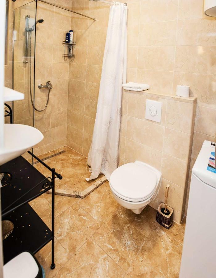 Apartment Sea&Sky Tivat Bagian luar foto